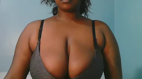 lady_dearra online show from June 2026 02:32:02 AM