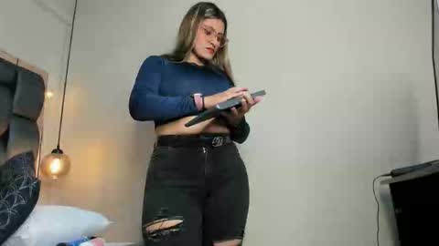 Snapshot of lady_falcon chatting on October 2025 02:31:01 AM LADY online show from October 2025 02:31:01 AM