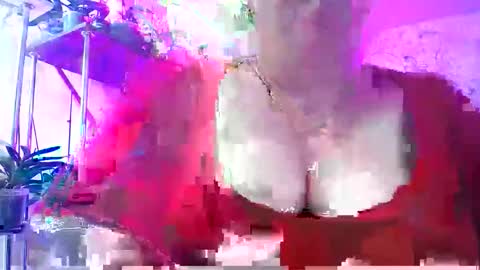 Snapshot of lady_gloria chatting on November 2025 06:56:02 AM Lady Gloria online show from November 2025 06:56:02 AM