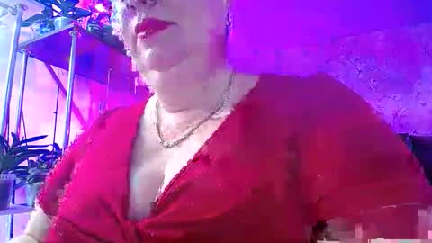 Snapshot of lady_gloria chatting on November 2025 06:58:01 AM Lady Gloria online show from November 2025 06:58:01 AM