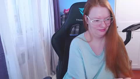 Angelika online show from November 2025 07:30:02 AM