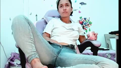 Snapshot of lady_jhana chatting on July 2026 11:15:01 AM Jhana online show from July 2026 11:15:01 AM