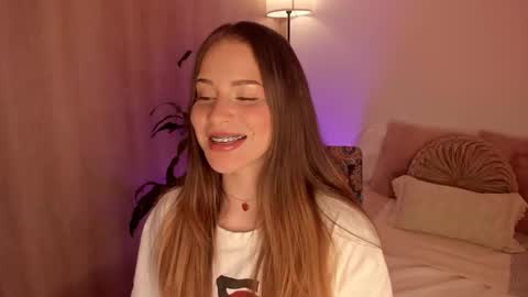 Snapshot of lady_lacey05 chatting on February 2026 09:05:02 PM Gaby online show from February 2026 09:05:02 PM