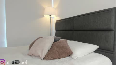    700  1300 -5 online show from December 2024 12:29:02 PM