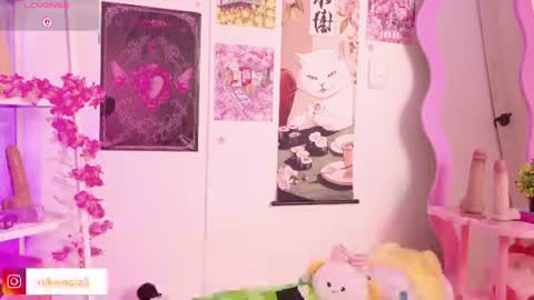Lady  online show from June 2026 08:42:01 PM