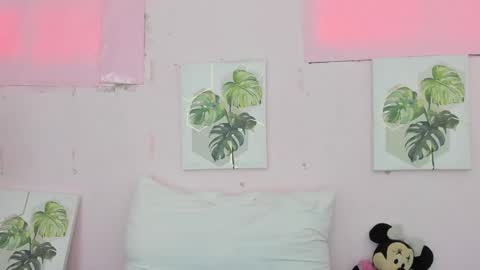 Leidy online show from September 2025 07:59:02 PM