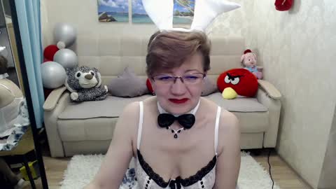 Diana online show from April 2026 08:21:01 PM