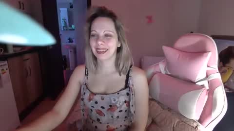 lady_smile69 online show from January 2025 05:26:02 AM