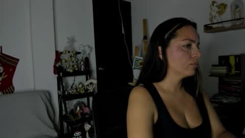 Sophie   online show from December 2025 08:59:01 PM