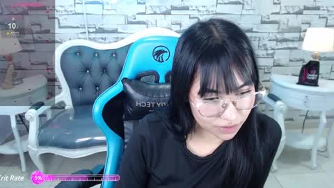 Snapshot of lady_violet_bridgerton_a chatting on December 2024 01:16:02 AM Lady Violet Bridgerton online show from December 2024 01:16:02 AM