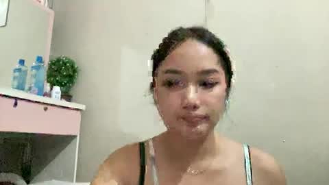 yuki hermosa online show from September 2025 02:21:01 PM