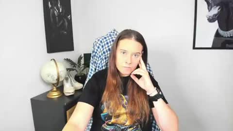 Snapshot of ladyalessa chatting on July 2026 05:32:01 AM ALESSA online show from July 2026 05:32:01 AM