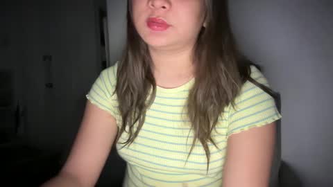 Snapshot of ladybird21 chatting on December 2024 01:51:01 AM Aria online show from December 2024 01:51:01 AM