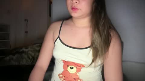 Snapshot of ladybird21 chatting on January 2025 12:41:02 PM Aria online show from January 2025 12:41:02 PM