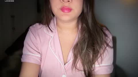 Snapshot of ladybird21 chatting on September 2025 05:31:01 AM Aria online show from September 2025 05:31:01 AM