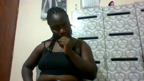 lindah32 online show from January 2025 11:02:01 PM