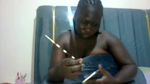 lindah32 online show from February 2025 12:52:02 AM