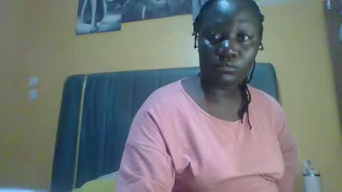 lindah32 online show from June 2026 01:28:02 AM