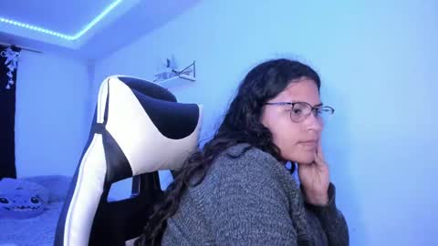  Lady  online show from December 2024 07:55:01 AM