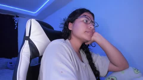  Lady  online show from December 2024 07:06:02 AM