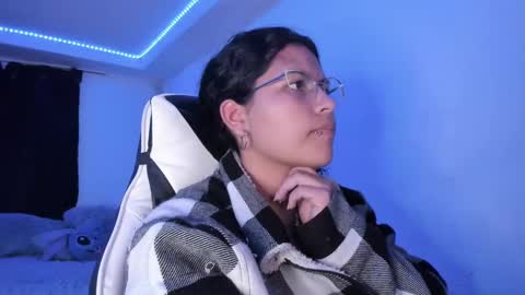  Lady  online show from January 2025 12:26:02 AM