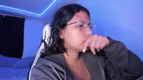  Lady  online show from January 2025 05:51:01 AM