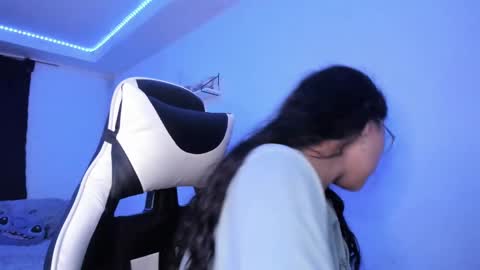  Lady  online show from February 2025 03:42:01 AM