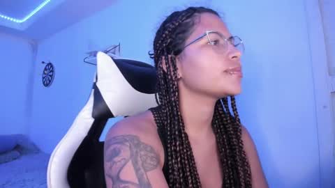  Lady  online show from February 2025 03:29:02 AM