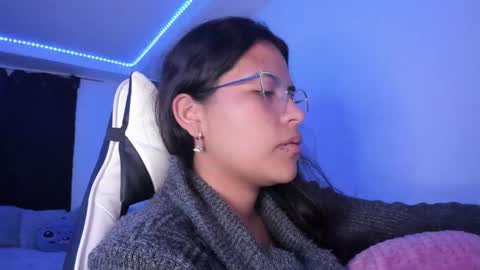  Lady  online show from February 2025 05:08:01 AM