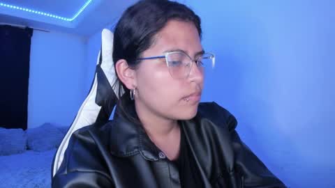  Lady  online show from February 2025 07:12:01 AM