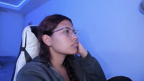  Lady  online show from September 2025 02:38:01 AM