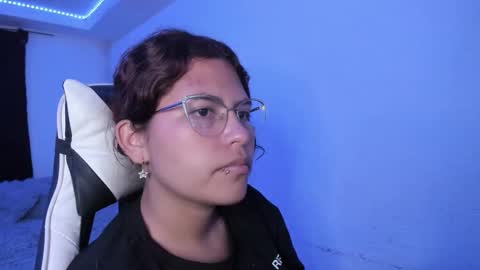  Lady  online show from October 2025 02:31:02 AM