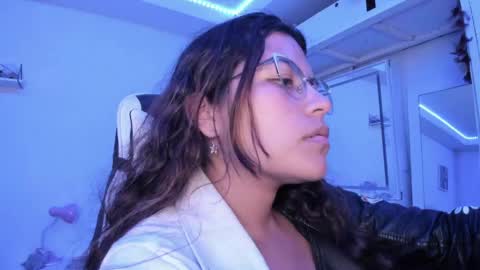  Lady  online show from April 2026 06:49:01 AM