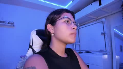 Lady  online show from April 2026 03:00:02 AM