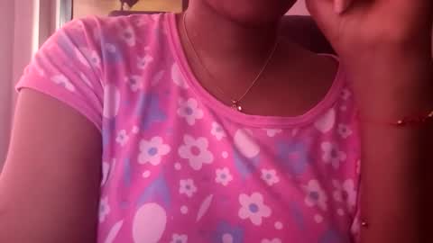 Snapshot of ladygarciaa chatting on October 2025 06:52:02 PM ladygarciaa online show from October 2025 06:52:02 PM