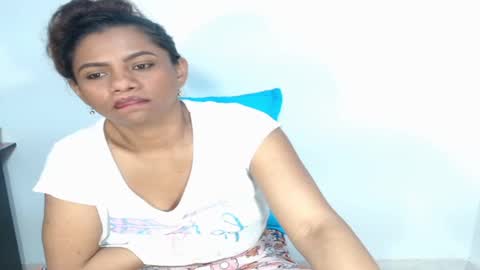 lady online show from February 2026 04:20:02 AM
