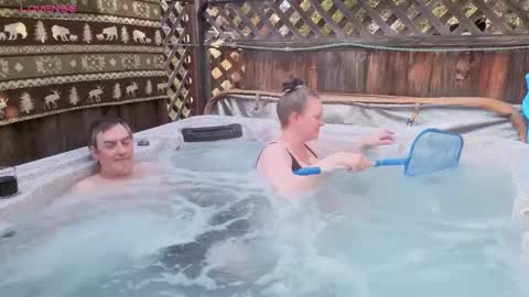 Snapshot of ladykiva_n_hubz chatting on October 2025 01:02:02 AM ladykiva_n_hubz online show from October 2025 01:02:02 AM