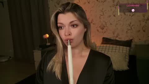 ladylancaster online show from June 2026 05:23:01 PM