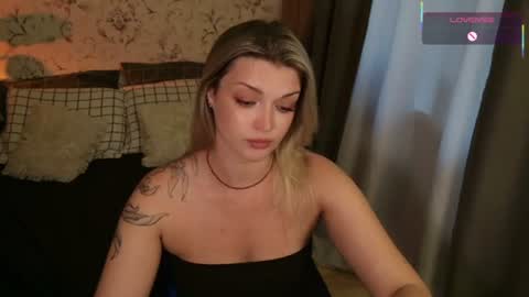ladylancaster online show from June 2026 04:53:01 PM