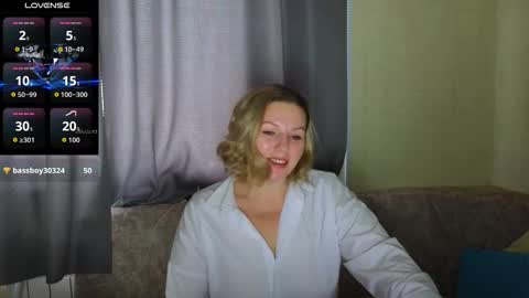 ladylucky_ online show from October 2025 02:34:01 AM