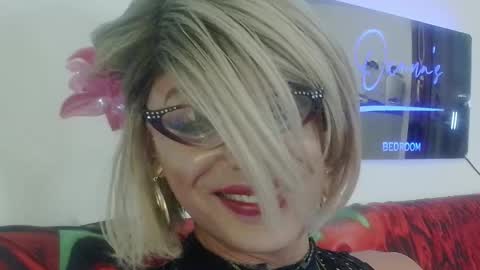Oxana online show from April 2026 10:40:02 PM