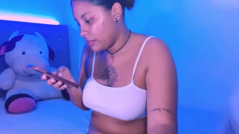 laura online show from February 2026 07:07:01 PM