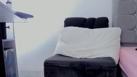 Snapshot of ladysexy_hot19 chatting on February 2025 03:13:01 AM Ladysexy hot19 online show from February 2025 03:13:01 AM