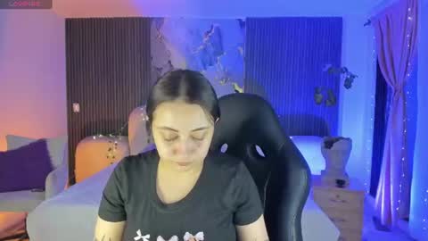 Lady  online show from June 2026 04:07:02 AM