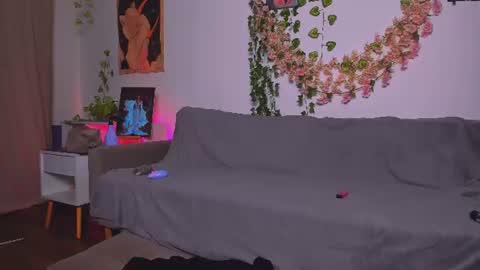 LadyTrep online show from June 2026 08:24:01 PM