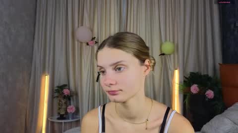 Lilia online show from October 2025 06:56:02 AM