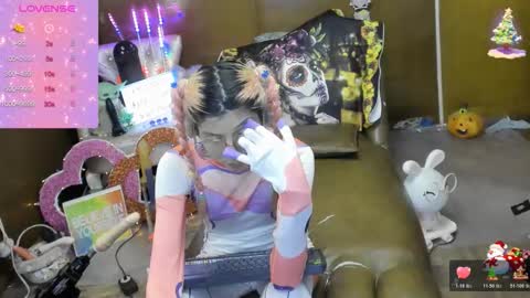 Skinnygirl online show from October 2025 01:42:01 AM