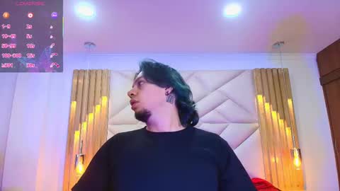 Snapshot of laia_and_damian chatting on October 2025 07:36:02 PM laia_and_damian online show from October 2025 07:36:02 PM