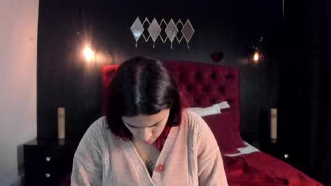 Laia  online show from May 2026 10:42:01 AM