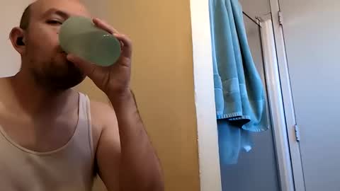 Snapshot of laikamylon chatting on November 2025 11:26:02 PM Larue Laik online show from November 2025 11:26:02 PM